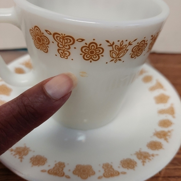 Vintage Pyrex Cup and Saucer - Picture 2 of 12